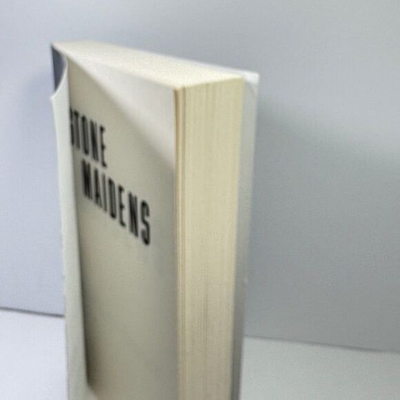 Stone Maidens Paperback by Lloyd Devereux Richards - Picture 3 of 3